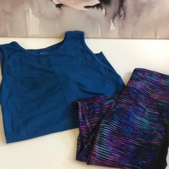 . Athleta leggings and top set bundle s and xs - Picture 1 of 9